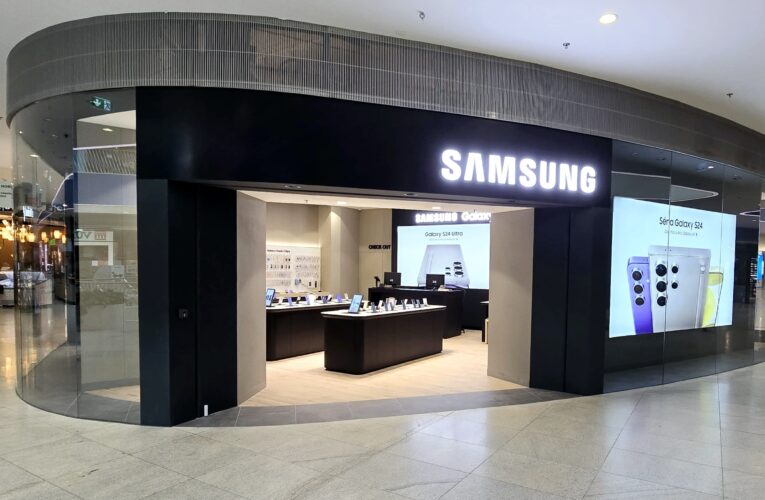 Samsung po redizajne opäť otvára predajňu v Bory Mall